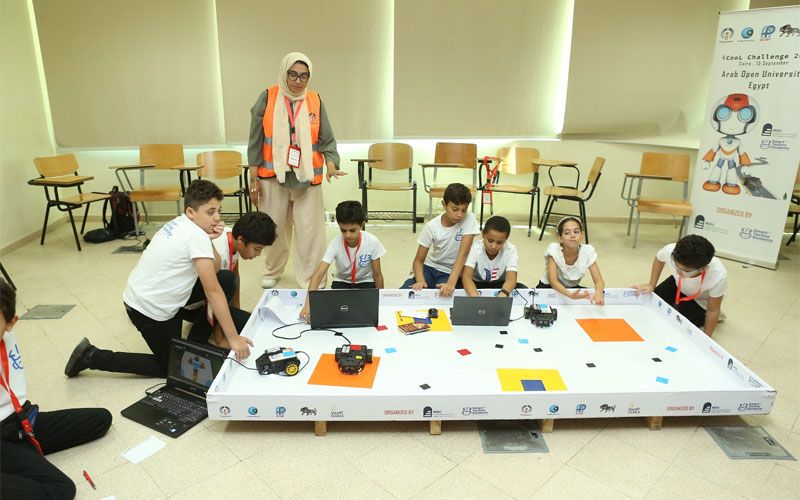 الجامعة العربية المفتوحة بمصر تستضيف مسابقة دولية لبرمجة الروبوت