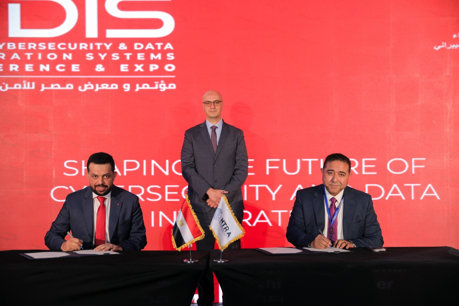 خلال فعاليات مؤتمر FDC .. ڤودافون مصر توقع اتفاقية تعاون مع الجهاز القومي لتنظيم الاتصالات لدعم الأمن السيبراني