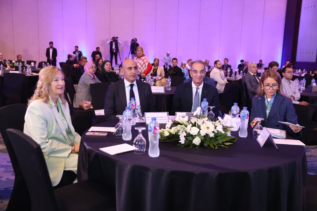 إطار كفاءات الذكاء الاصطناعي للمعلمين: خطوة استراتيجية نحو تطوير التعليم في مصر