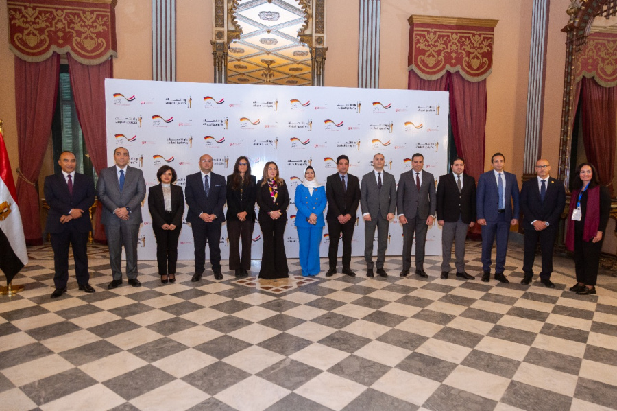 برعاية وزير الاتصالات.. إطلاق تجريبي لمنصة GovInnover لتنمية القدرات الرقمية للعاملين بالدولة بالتعاون مع GIZ