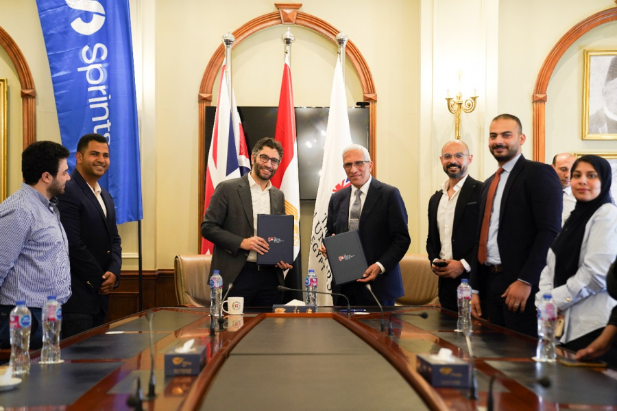 شراكة استراتيجية بين منصة سبرنتس والجامعة البريطانية لتمكين الشباب بمهارات تكنولوجية تؤهلهم لسوق العمل