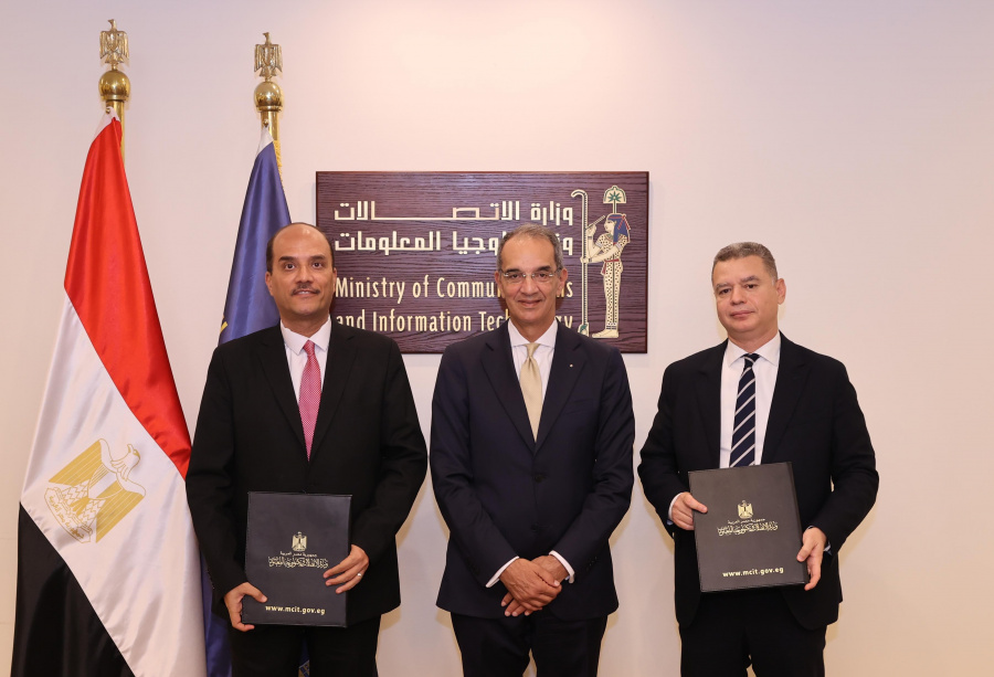 وزير الاتصالات يشهد توقيع اتفاقية تعاون بين إيتيدا وجامعة العريش لبناء القدرات الرقمية لشباب شمال سيناء
