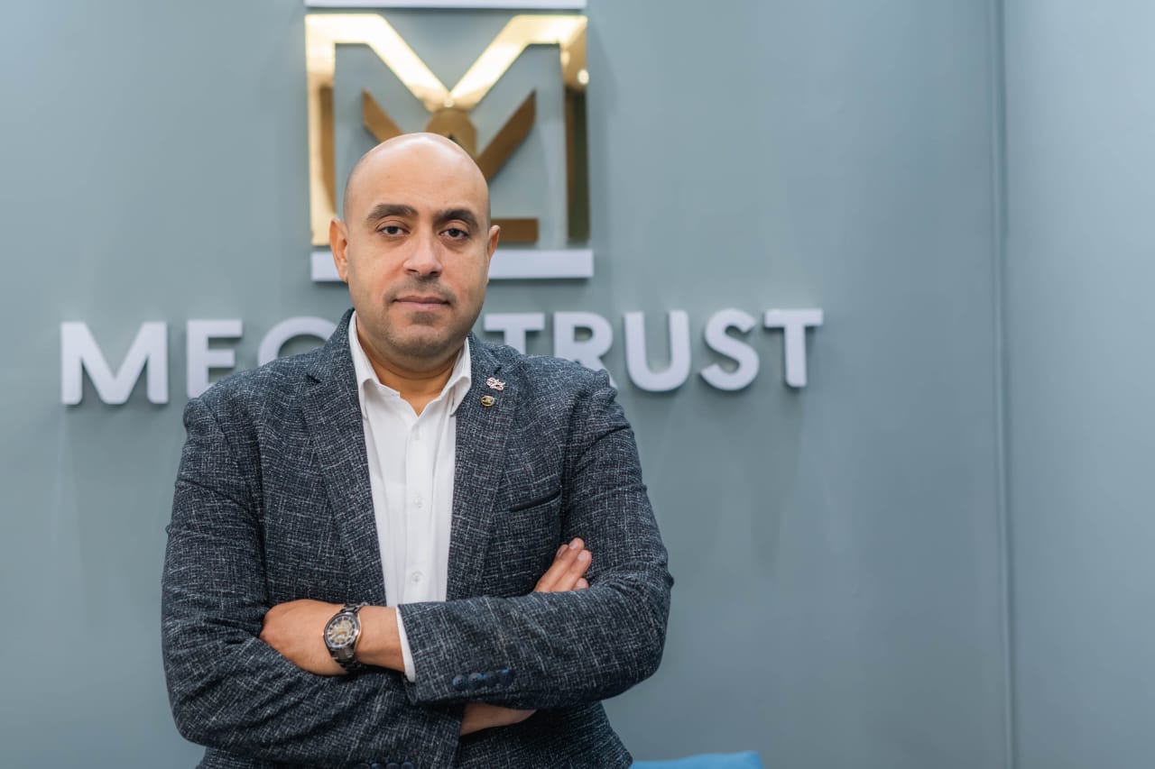 خبير تكنولوجي يقترح إلزام المباني الجديدة باستخدام الطاقة الشمسية لتغطية احتياجاتها من الكهرباء