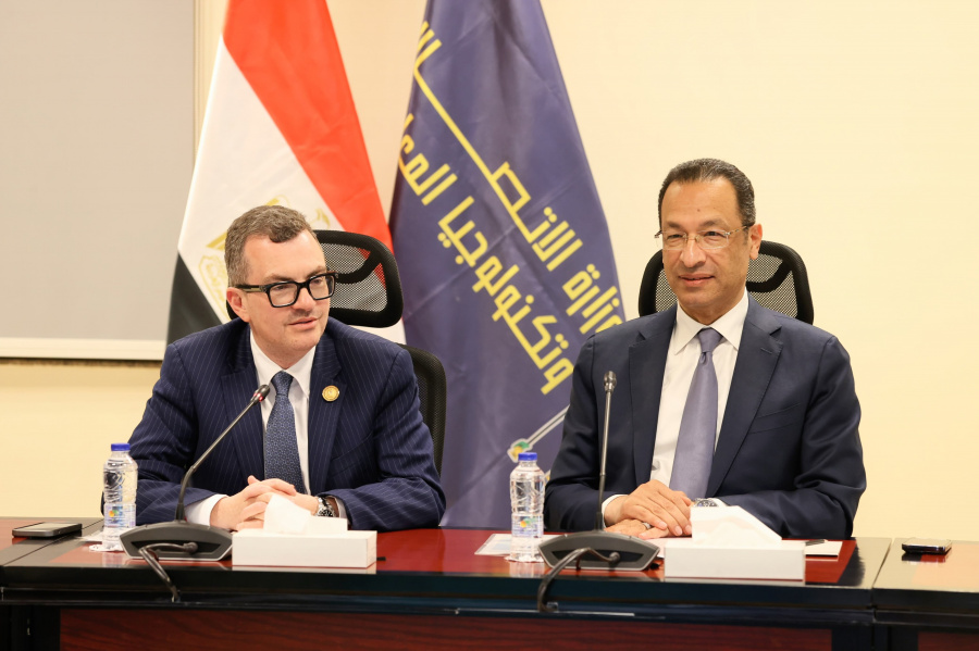 وزراء الاتصالات والتخطيط والمالية يبحثون تعزيز التحول الرقمي في مصر واتفاقيات مرتقبة مع كبرى شركات التكنولوجيا العالمية