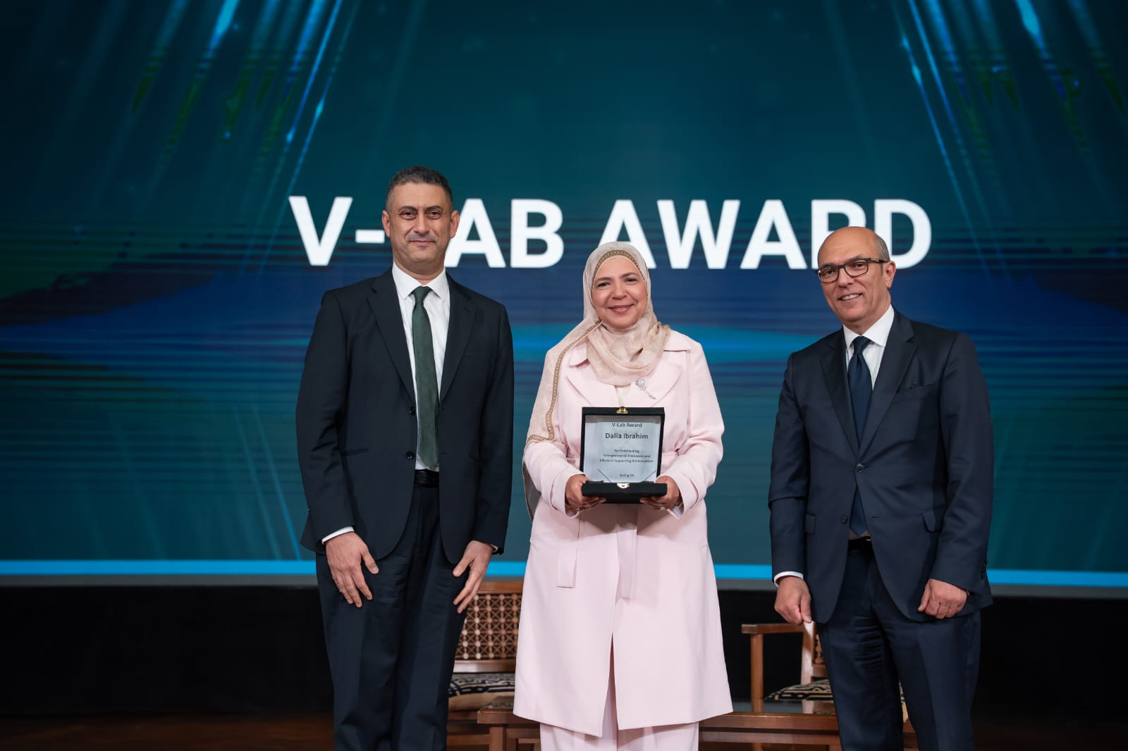 داليا إبراهيم تحصد جائزة AUC Venture Award تقديرًا لدورها في دعم ريادة الأعمال وتطوير منظومة الابتكار في مصر والمنطقة